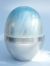 Load image into Gallery viewer, Ice Fronds